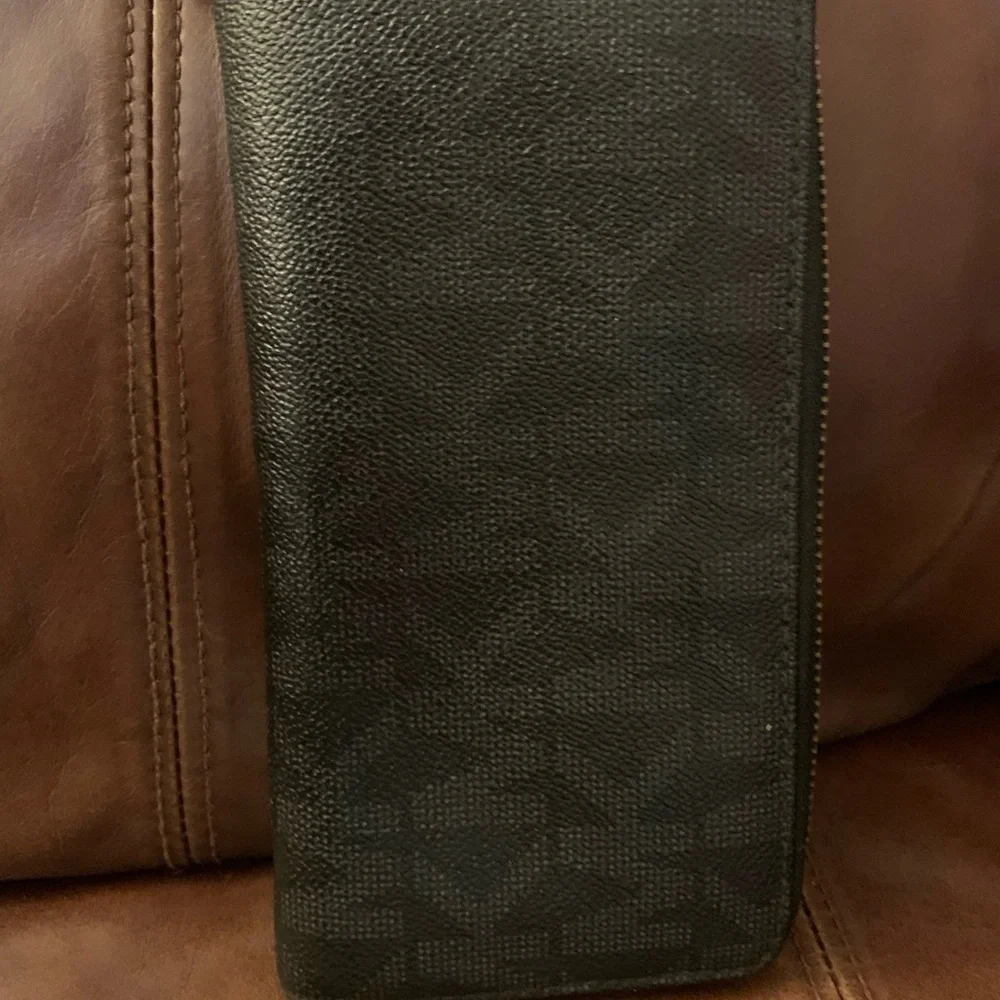 Michael Kors Black Leather Wallet